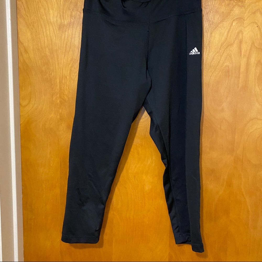 Adidas | Crop Leggings